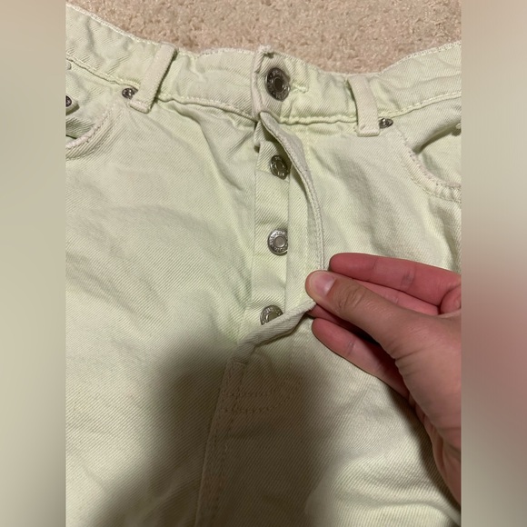 Zara Dad Shorts - Picture 2 of 6
